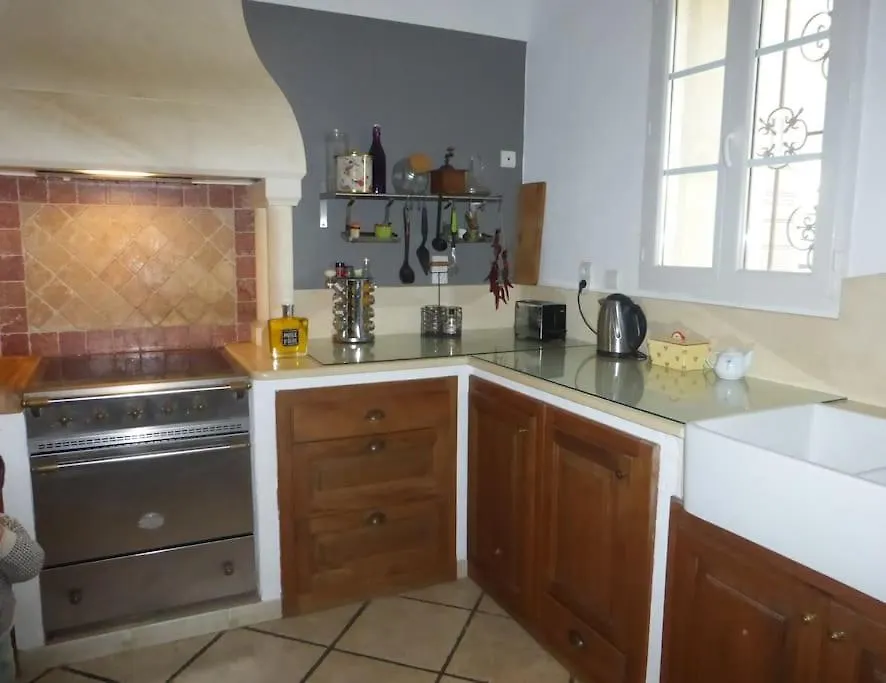 Mas Aubert Villa Eyragues France