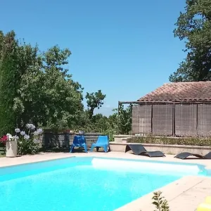Sous Les Chênes, En Provence Hébergement de vacances
